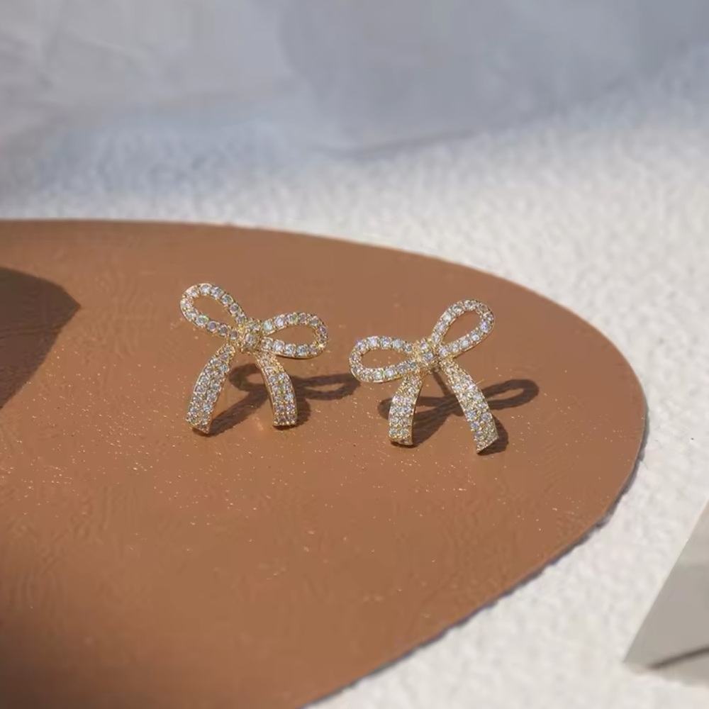 14KT Gold Bow Earrings - Picture 2 of 3